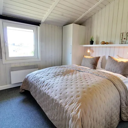 Hébergement de vacances Sirka - 200m From The Sea By Interhome