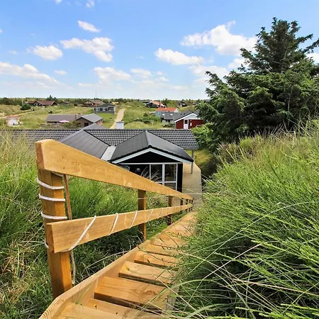 Sirka - 200m From The Sea By Interhome