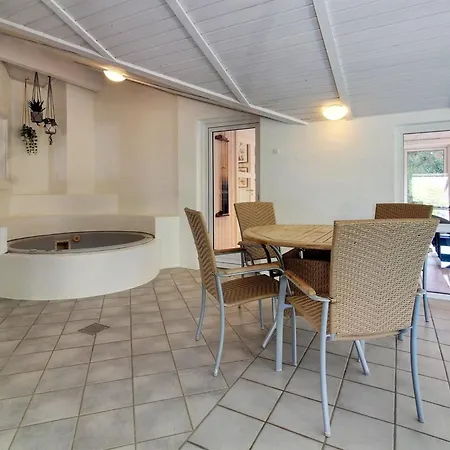 Sirka - 200m From The Sea By Interhome Vejers Strand