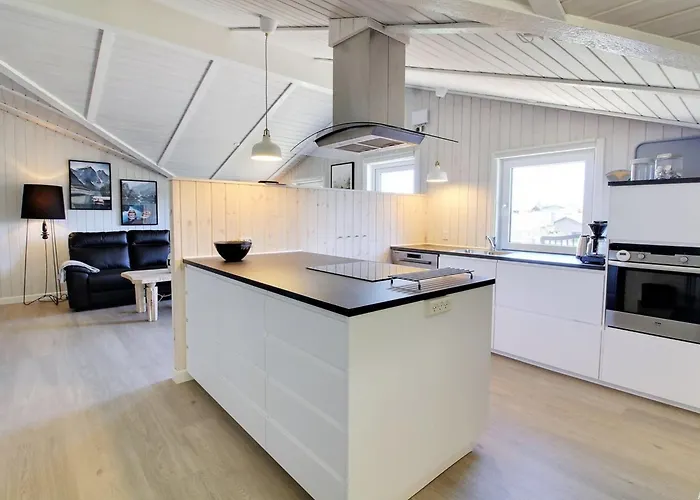 Sirka - 200m From The Sea By Interhome *